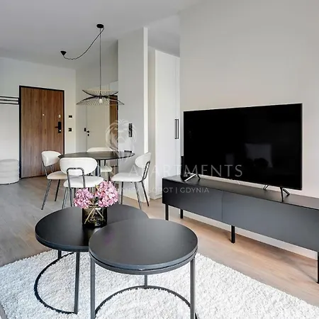 Scala 60h Center Premium With Parking By Lion Apartment *