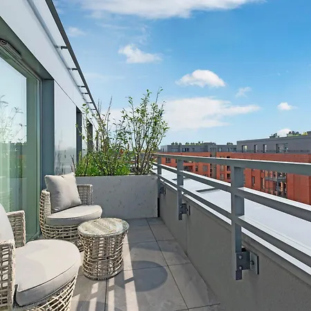 Old Town Scala H With Parking By Lion Lejlighed