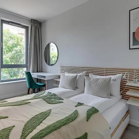 Old Town Scala H With Parking By Lion