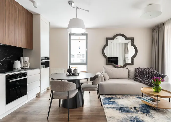 아파트 Old Town Scala H With Parking By Lion