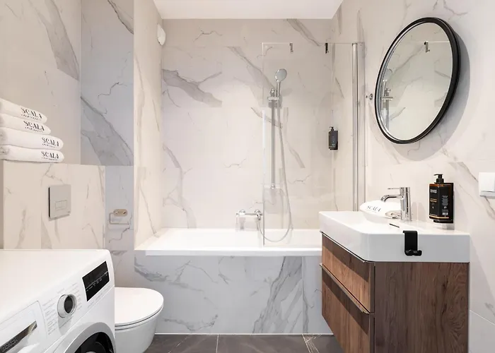 Old Town Scala H With Parking By Lion *