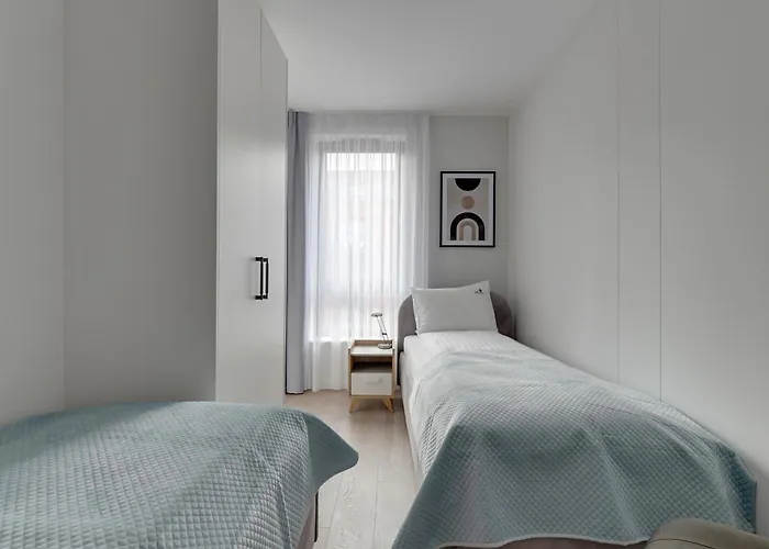 Old Town Scala H With Parking By Lion *