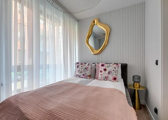 Scala With Parking By Lion Appartement