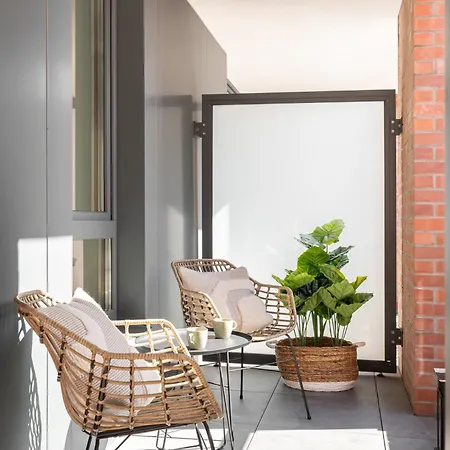 Old Town Scala H With Parking By Lion アパート