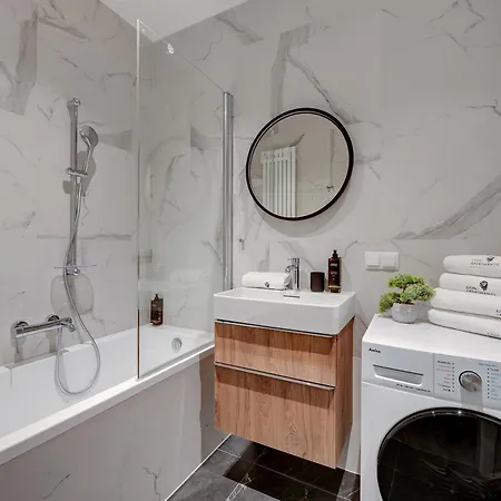 アパート Old Town Scala H With Parking By Lion *