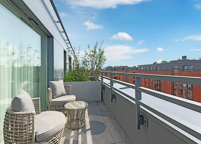 Old Town Scala H With Parking By Lion Apartman